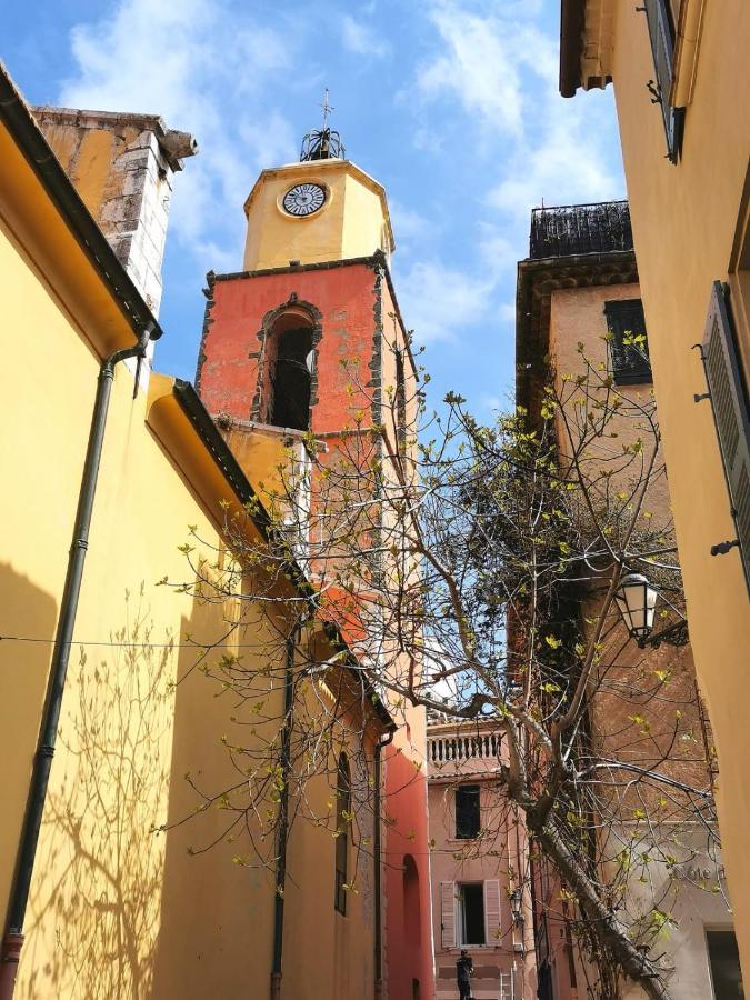 Beau Clocher Saint-Tropez Buitenkant foto
